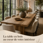 Table en bois de chêne dans un cadre chaleureux