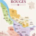Intérieur stylé avec des touches de Bordeaux rouge.