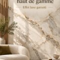 Un mur intérieur élégant avec une texture de marbre clair